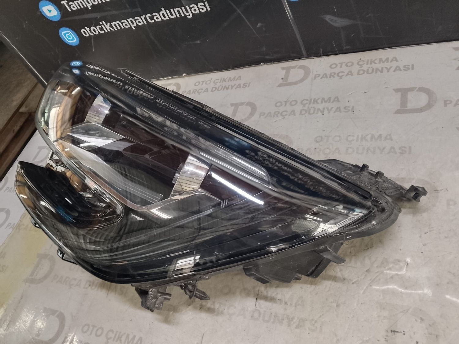 RENAULT MEGANE 4 SA� FAR